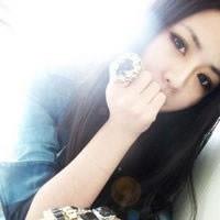 花瓣妖艳的头像