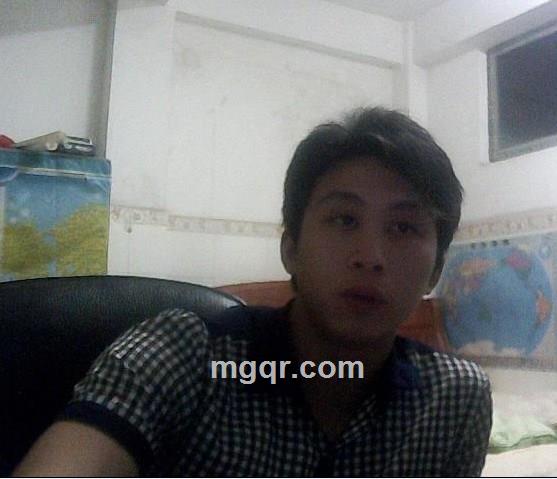 阳光下好男孩的头像