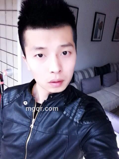 那个傻瓜爱过你的头像