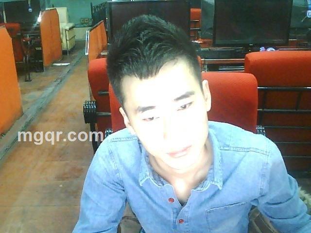 山*。。。。的头像