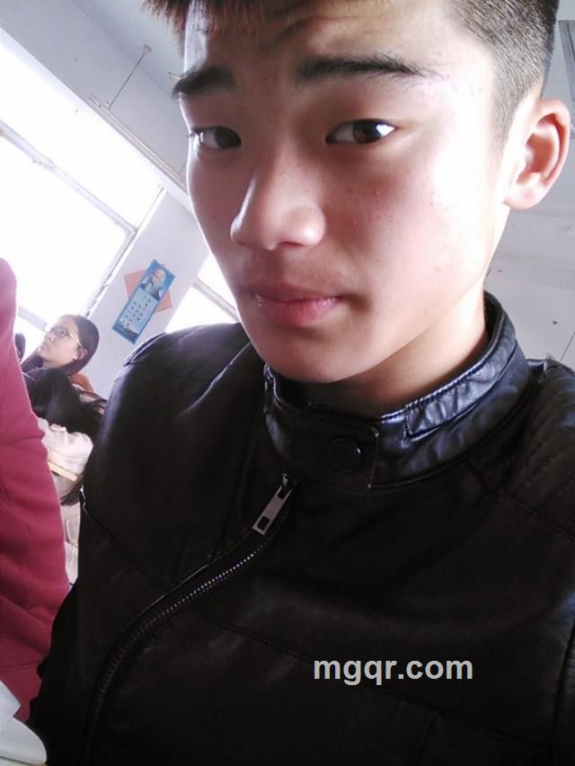 多姿得男人的头像