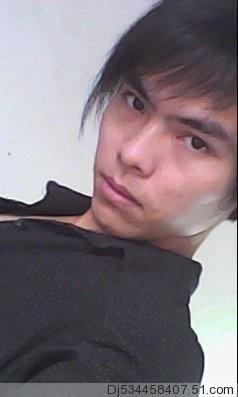 开绿灯艰苦的头像