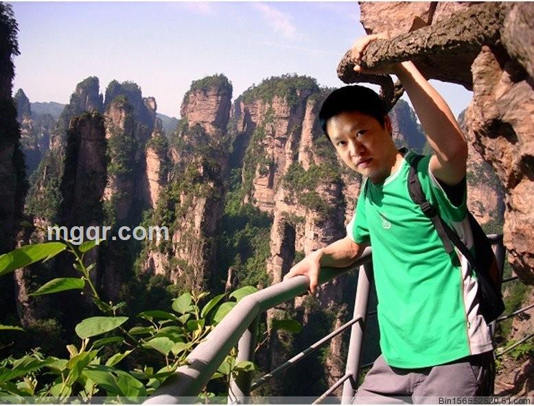 关爱女人的人的头像