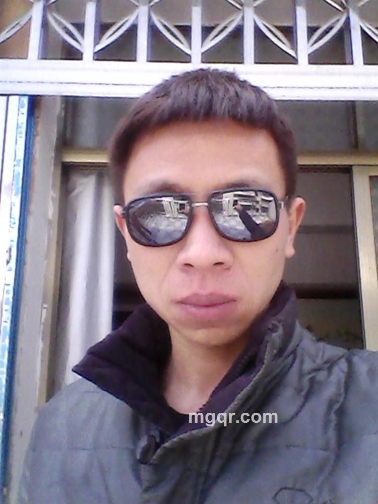 飘荡在小溪的叶子的头像