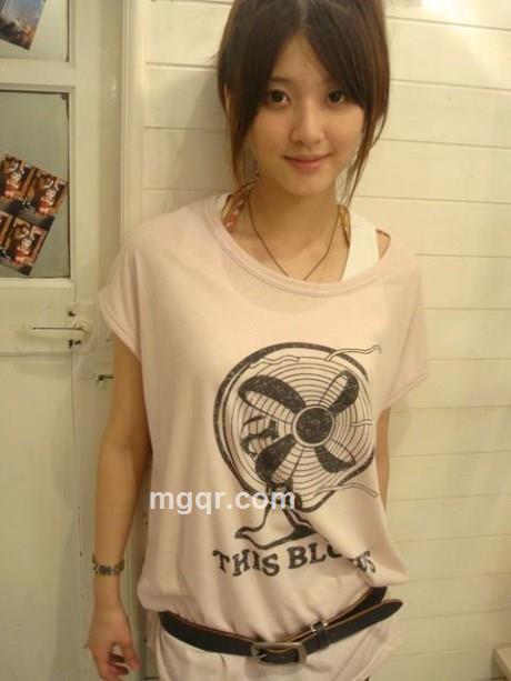 清纯的女孩的头像