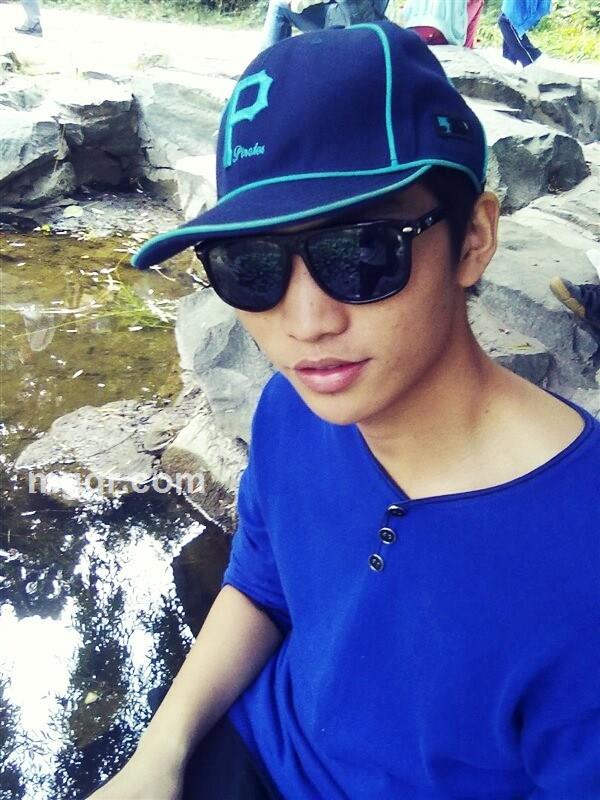 阳光下的你的头像