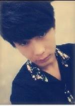 打酱油的小青年