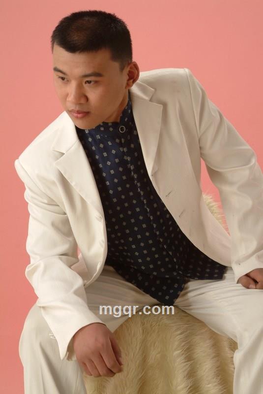 别让我一个人醉3030的头像