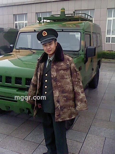 寂寞白勺石头的头像