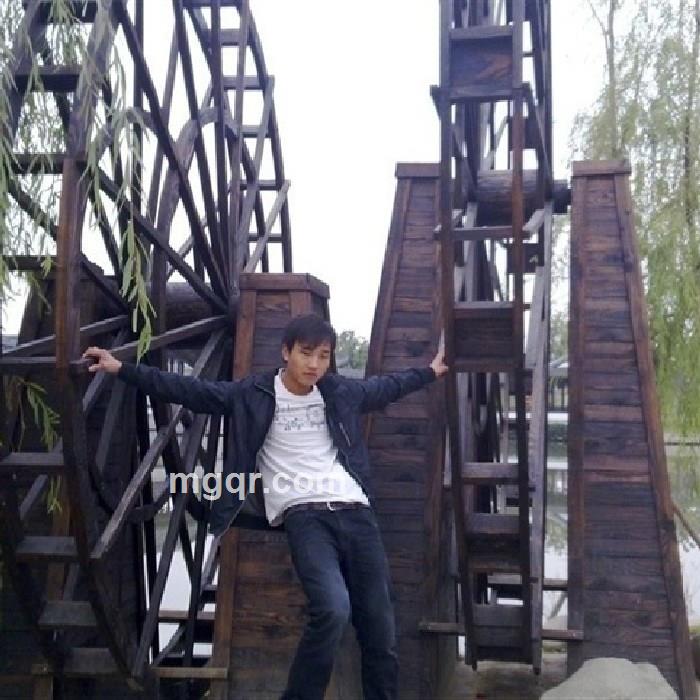 单身肩膀的头像