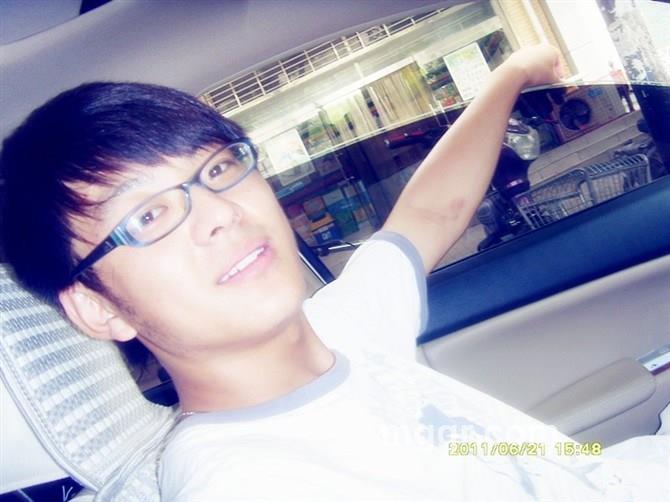 梦里寻TA的头像