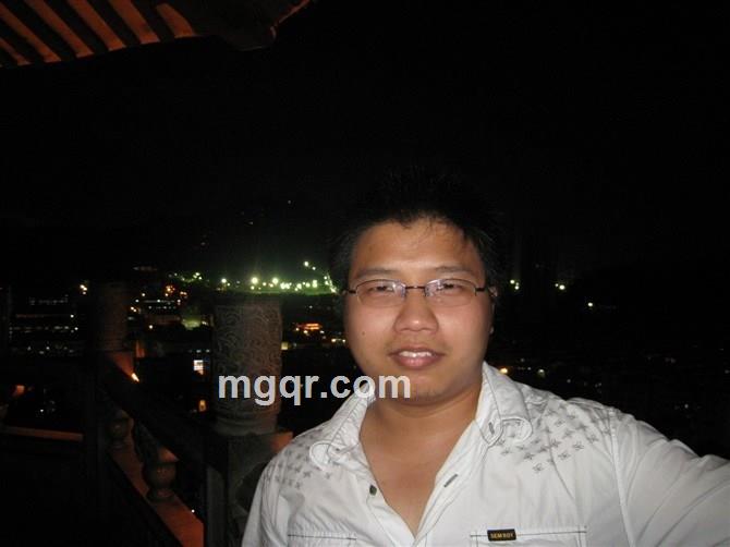 丿忆流年的头像