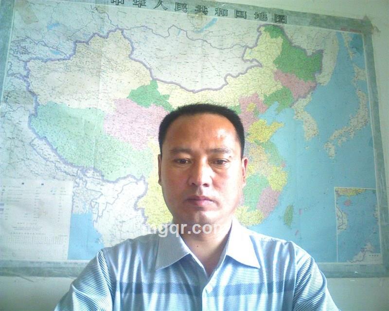 日出金晖的头像