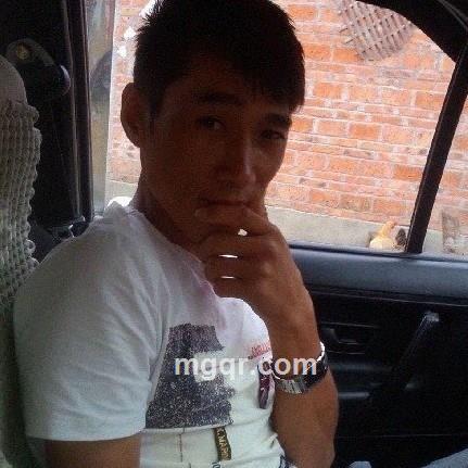 哥的心~痛的头像