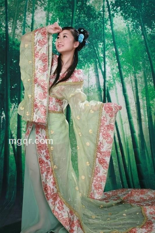 一个人浪不浪漫的头像