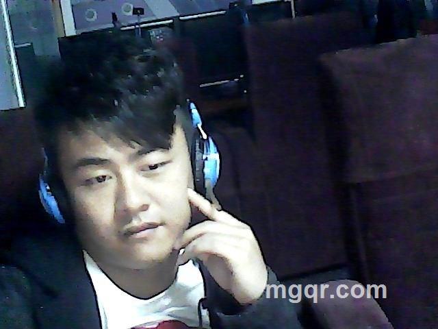 时尚龙少的头像