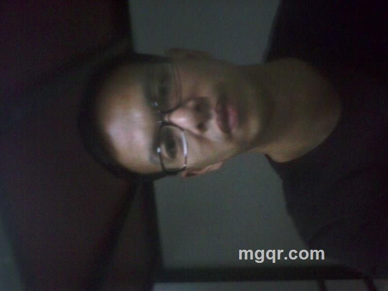 快乐的老男人的头像