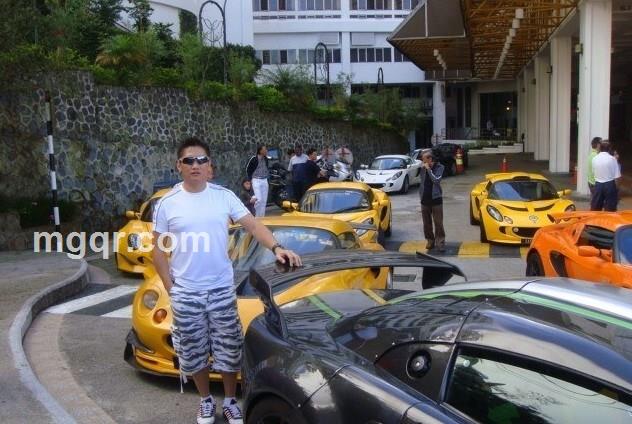 粗暴的男人的头像