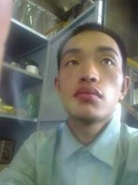 单身布衣的头像