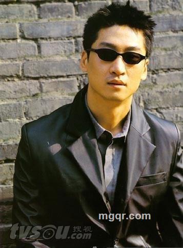 伴你同飞的头像