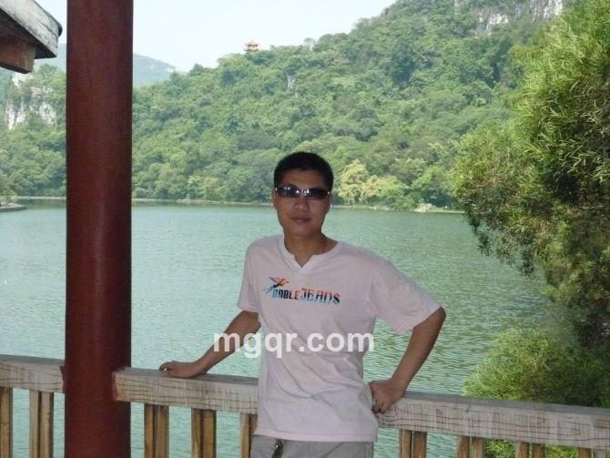 银而不荡的头像