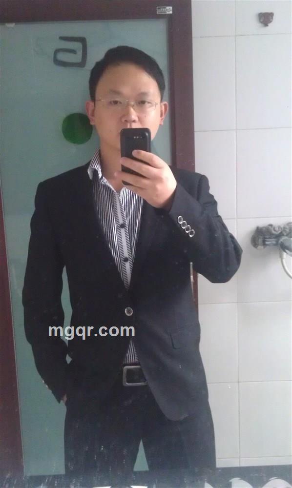 凶毛男人的头像