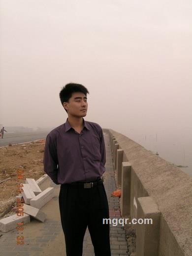 孤独快乐的海的头像