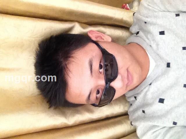 黑暗的世界里的头像