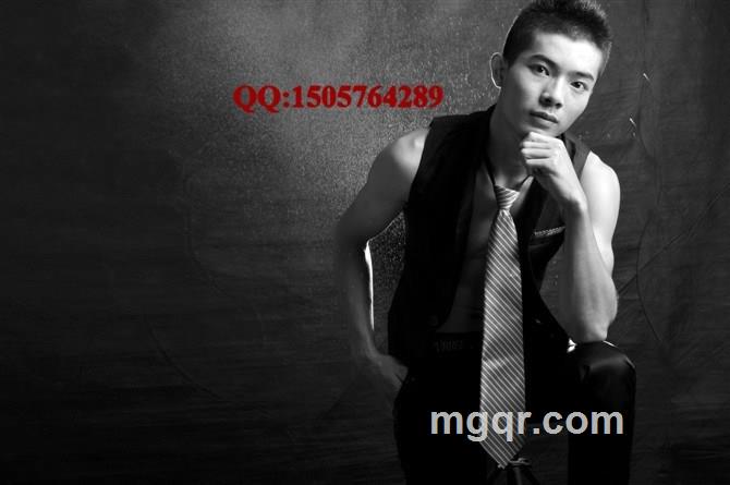 红色的血迹白色的床单的头像