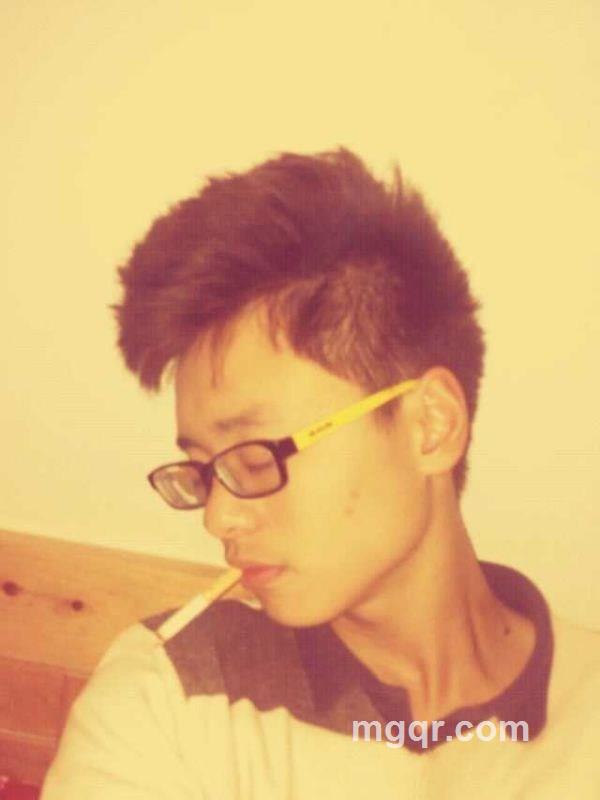 骑着羔羊灬的头像