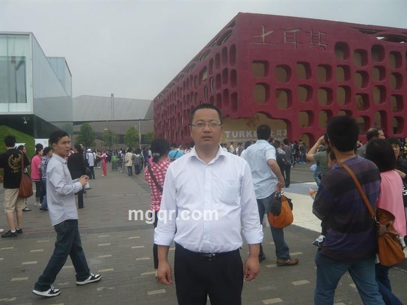 雨中为你撑起一把伞的头像