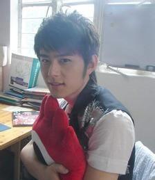 こ 空心印っ的头像