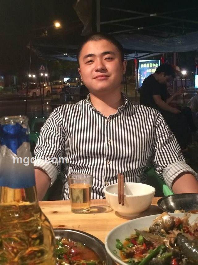 一次一天的头像