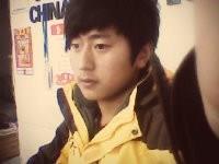 0距离接触的头像