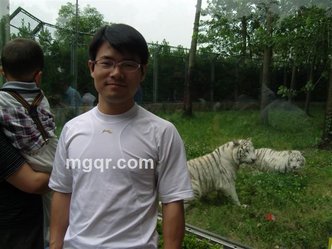 子衿青青的头像