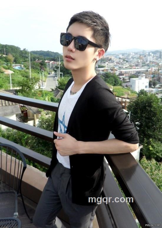 寂寞面包的头像