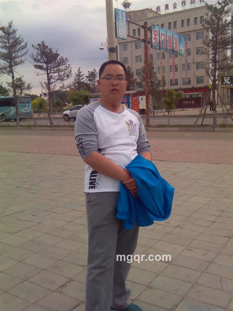 阳光照大海的头像