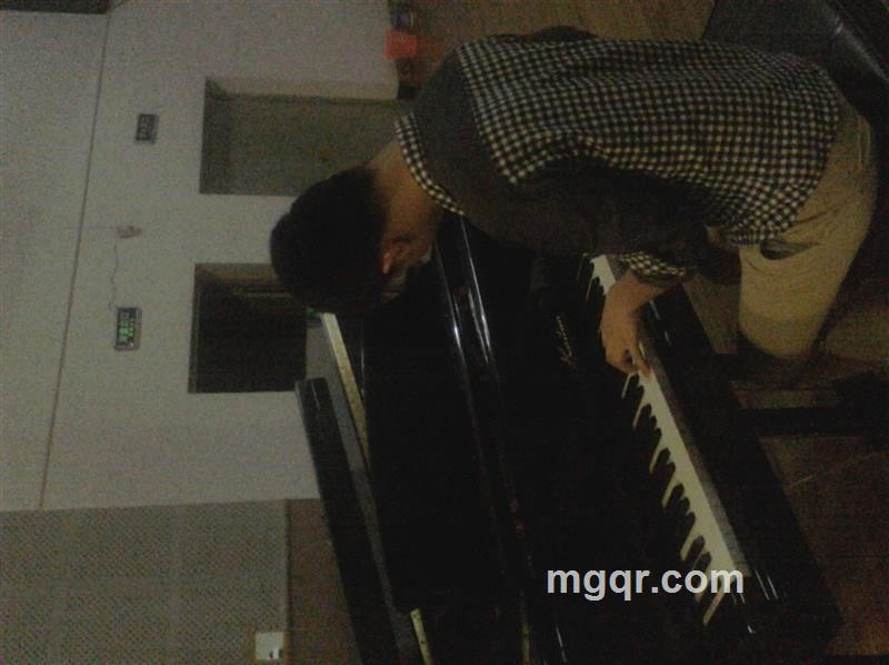 马尔代夫的深邃的头像