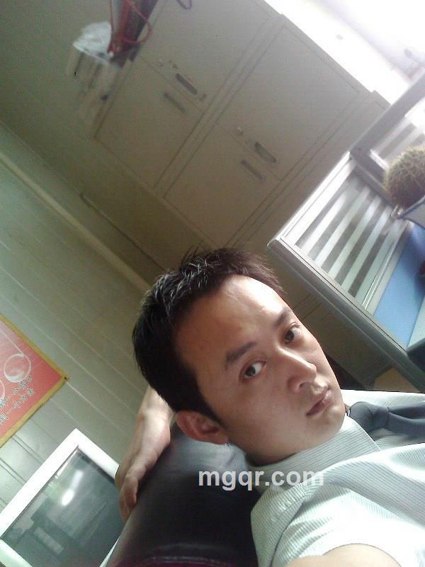 天天有人箐的头像