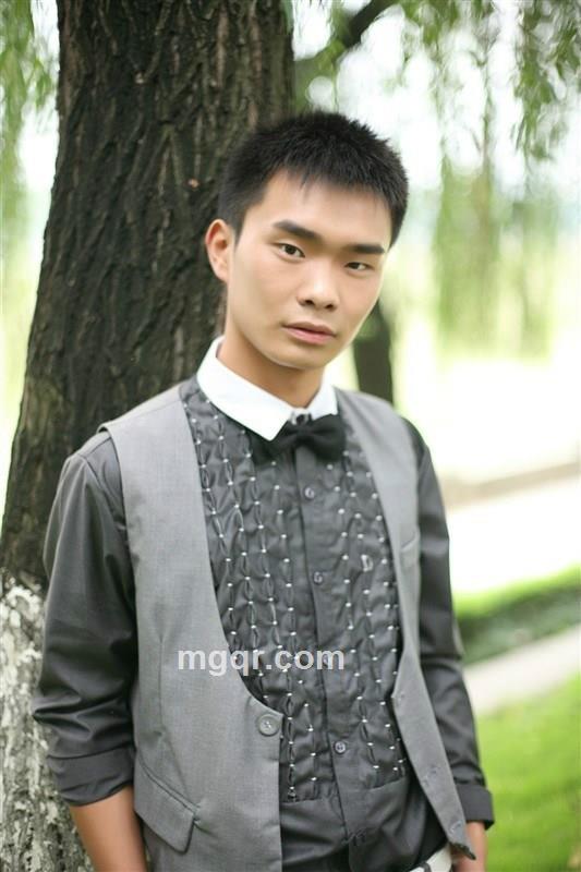 爱拼的野草的头像