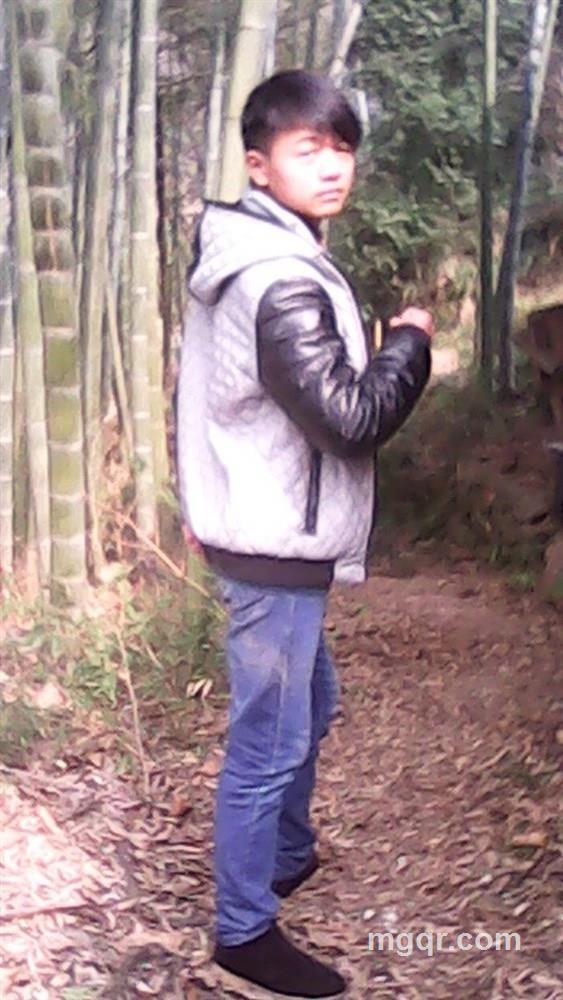 君为颜而醉的头像