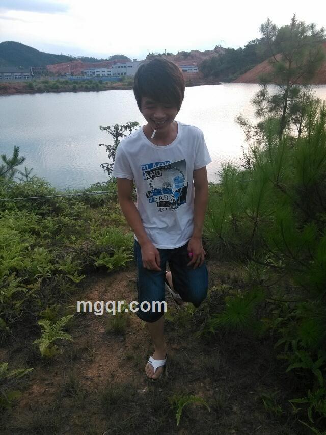 著棒棒糖丶并非不懂事的头像