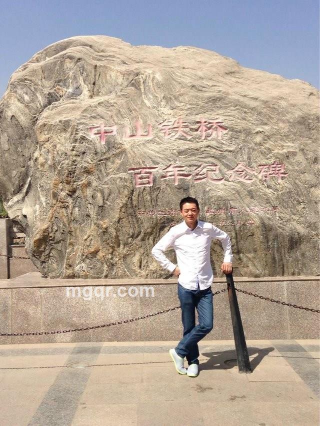 精灵灬因爱而坠落的头像