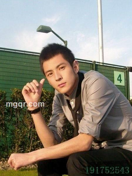 阿克苏擎天柱Al的头像