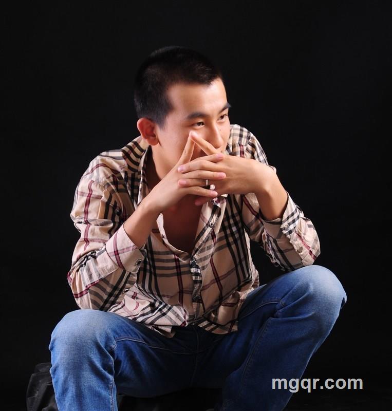 遥控器的长的头像