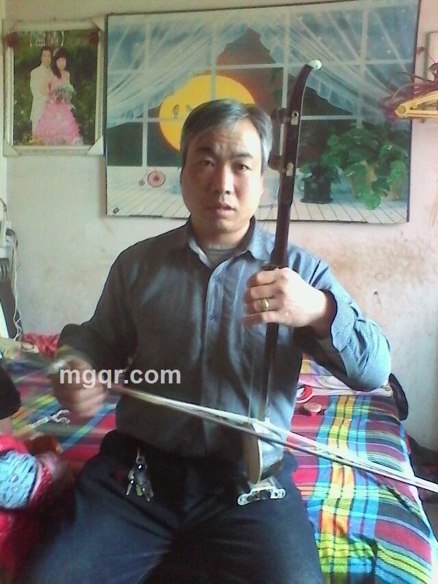 寂寞的一个人的头像