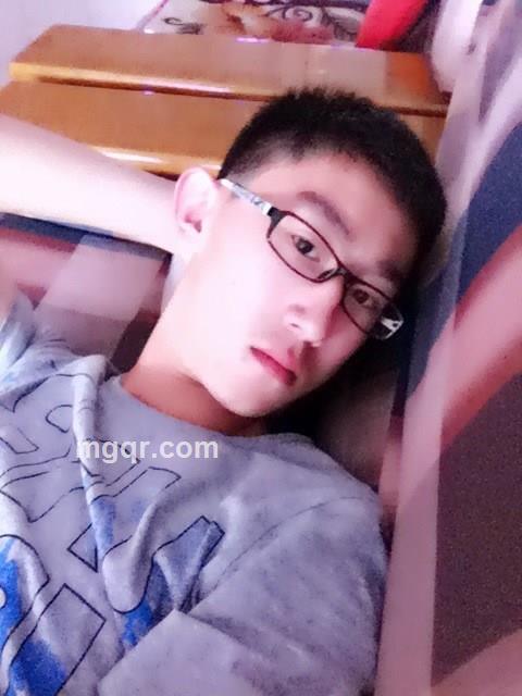 小男孩1234的头像