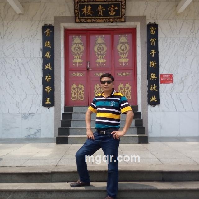 默然搁浅的头像