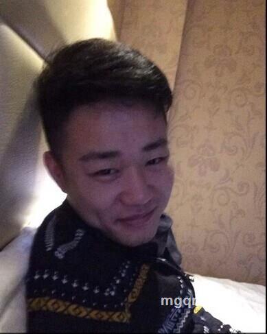小小布衣走天涯的头像
