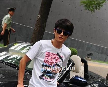 与寂寞有染的的头像